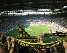 - 多特蒙德内部会议纪要流出——官宣日状态回暖，法联杯使命明确，官宣口径保持一致