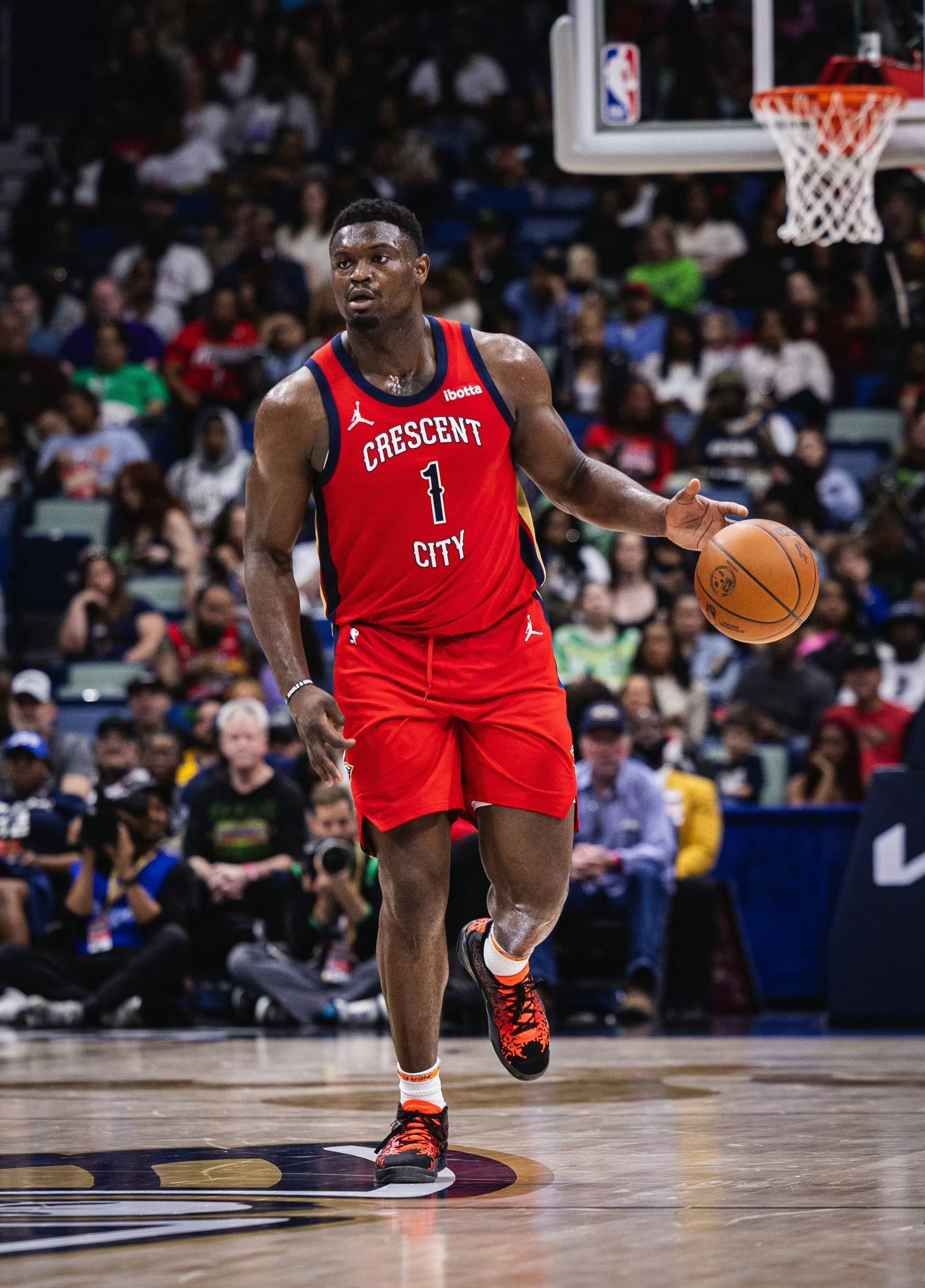 -新奥尔良鹈鹕迎欧联关键赛；冲刺阶段绝杀压哨；话题不断；身体对抗强度拉满(盟军敢死队1深入敌后密码)