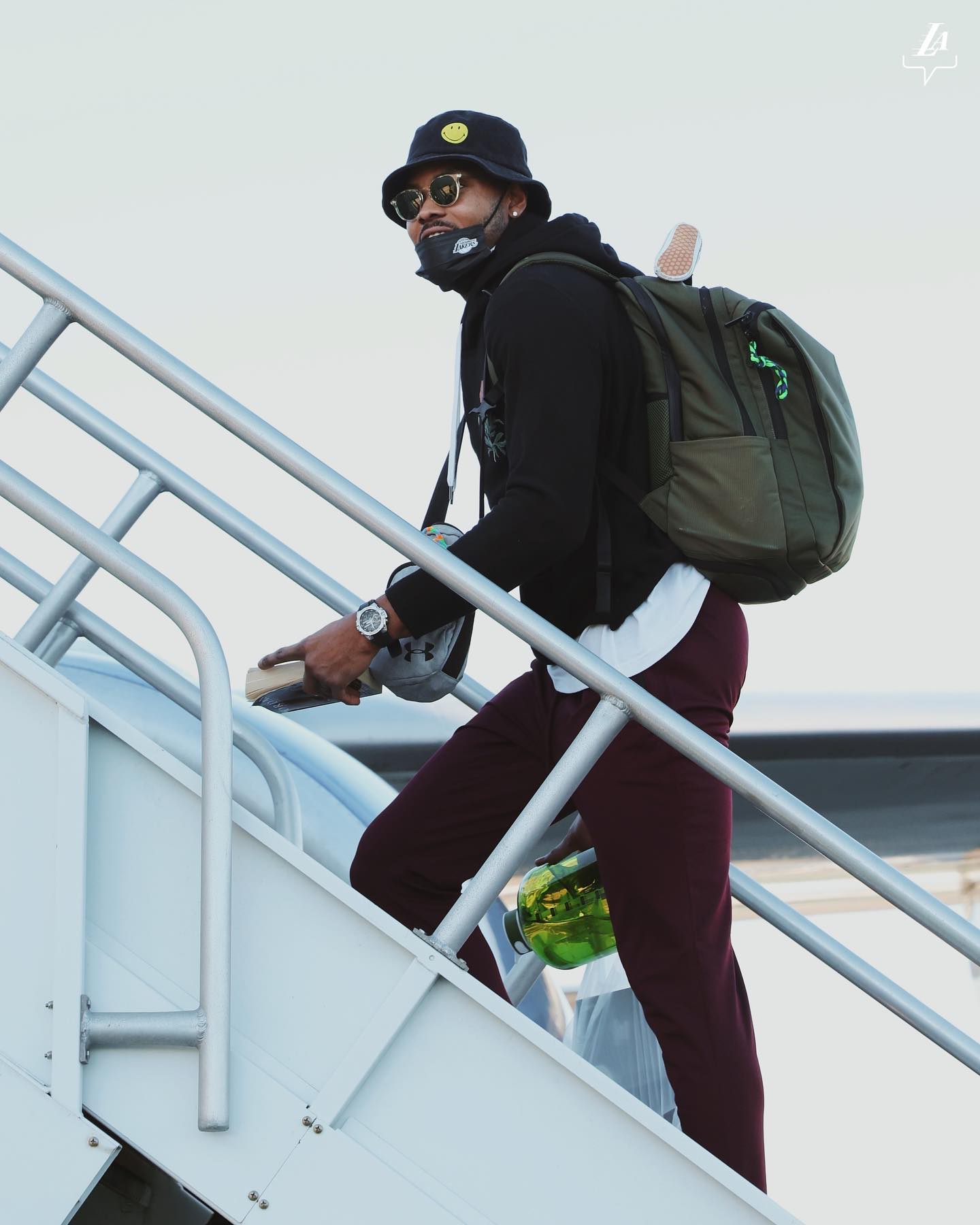 包含Scout连续十场比赛得分超过挺进下一轮，湖人挑战极限！的词条